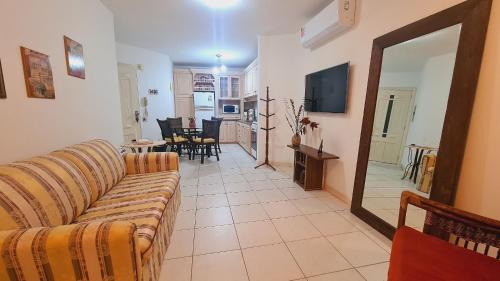 Vila Suica Apartment | Vista Vale Quilombo | 2Q | Perto do Centro