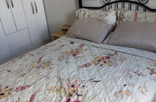 Itu Apartment | Welcoming and complete | 24-hour concierge and covered parking space