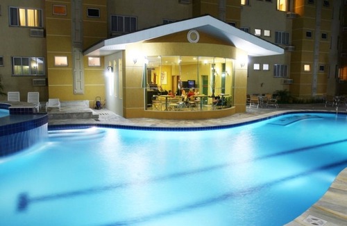 Oficinas Hotel | Well-Appointed Room w/Outdoor Pool + Free Breakfast | Multiplex Palladium -2 mi