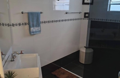 Suzano House | Wonderful 2-bedroom house in Suzano perfect for relaxing getaways