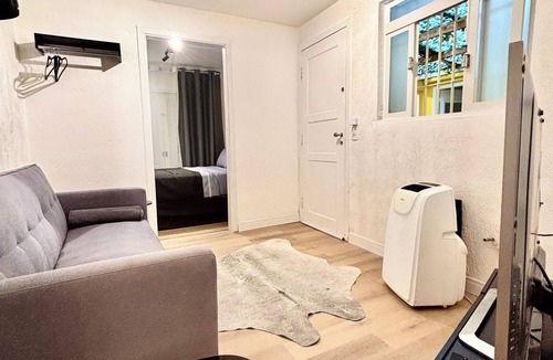 Vila Mariana House | Wonderful Villa Almalfi: swimming pool, spa, bbq, cinema, snooker Up to 10 guests