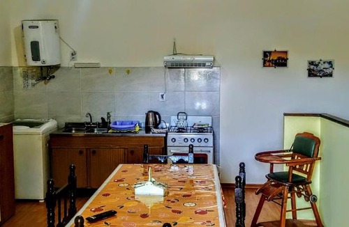 San Martin Apartment | Yellow