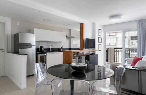 Ipanema Apartment | Your Oasis Awaits