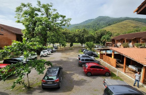 Maranduba Apartment | Your Retreat in Ubatuba: Swimming Pool, Comfort, and a Great Location.