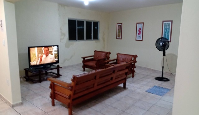1st floor house in Olinda, whitewashed house, 100 meters from the beach. in Casa Caiada