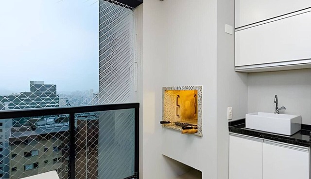 2 Quartos no 20º Andar com Vista e Churrasqueira no Sky Batel · Ar Total