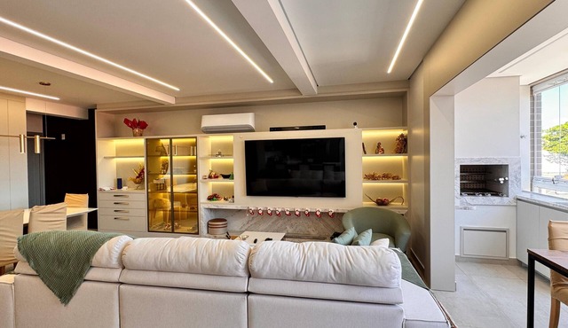 3 modern suites, luxurious apartment 30 meters from the beach and all the comfort
