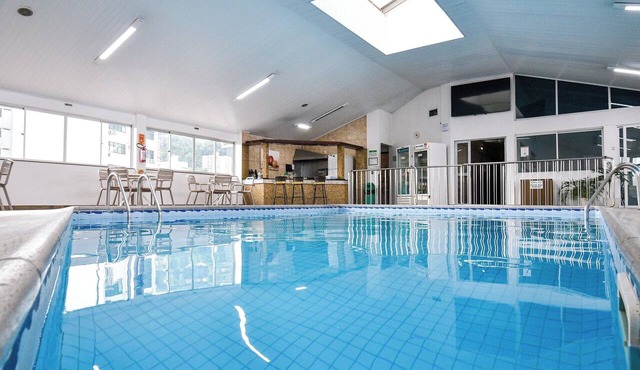 3 Quiet Rooms Featuring Indoor Pool, Free Breakfast | City Retreats