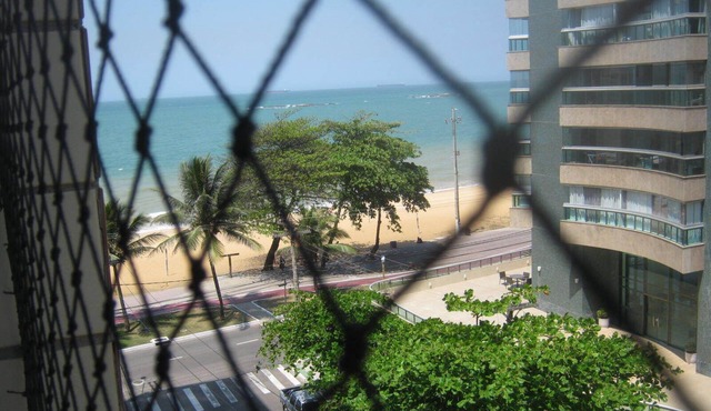 4°D3 Your Beach Retreat on the Coast Awaits You > 1-minute-from-the-sea