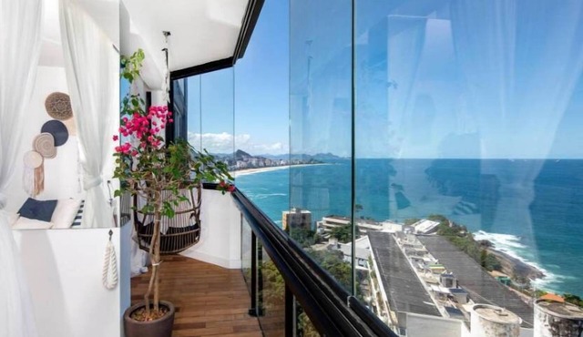 ADV010 Superb apartment for 4 sea view in Vidigal