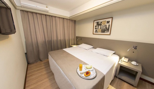 Alta Reggia Plaza Hotel