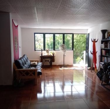 Amplio monoambiente con cochera techada in Paraná