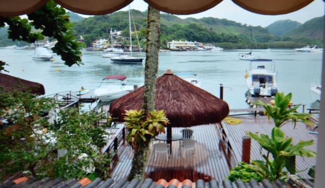 Angra Itanema with sea deck and private kiosk gated community in Angra dos Reis