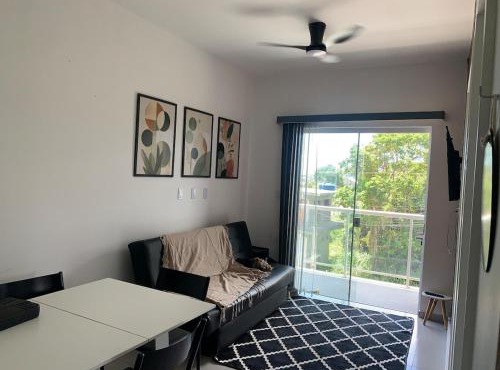 Apartamento 1 quarto e sofá cama , 150 m da praia itapoa