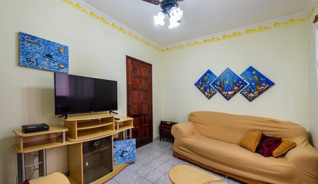 Apartamento a 550 m da praia com Wi-Fi e Garagem