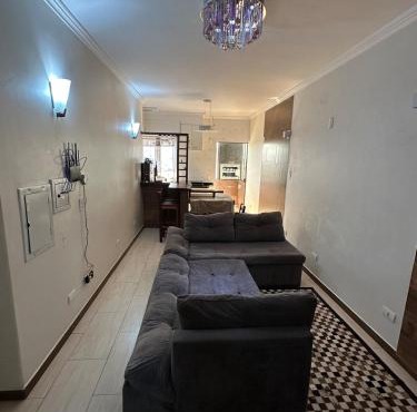 Apartamento confortável e bem localizado