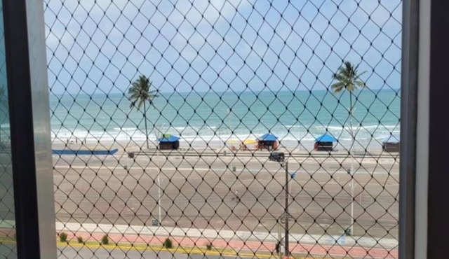 Apartamento de Frente Para o mar