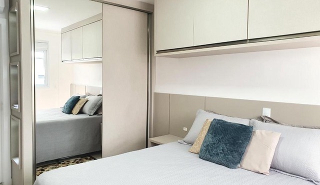Apartamento luxuoso à 200 m da praia em Florianópolis-SC