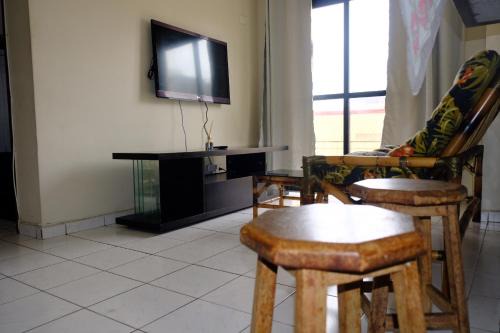 Apartamento na Ocian Mirim Wi-Fi Ar Condicionado Ambiente Familiar Ótima Localização 100 metros da praia in Praia Grande