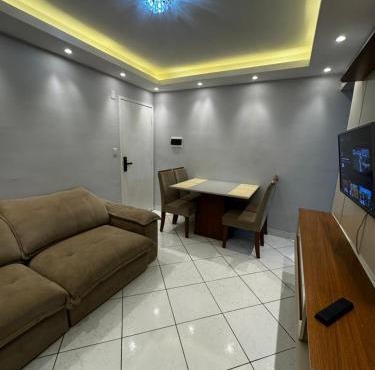 Apartamento super confortável, portaria 24 horas, próximo do shopping in Camaçari