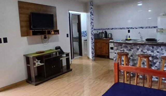 Apartment for 6 people in the center of Bombinhas with breakfast.