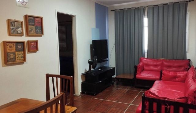 Apartment near the beach, with two suites.