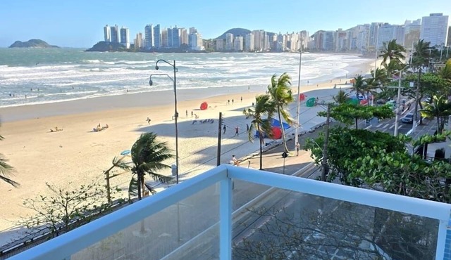 Apartment with sea view in Pitangueiras, incredible view, 1 parking space