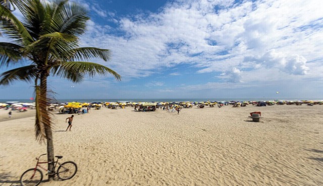 Apto a 260m do mar com ar-condicionado e Wi-Fi in Praia Grande