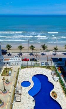 Apto Pé na areia com piscina e vista incrível em Mongaguá