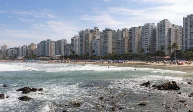Apto Top Pitangueiras a 3 minutos da Praia