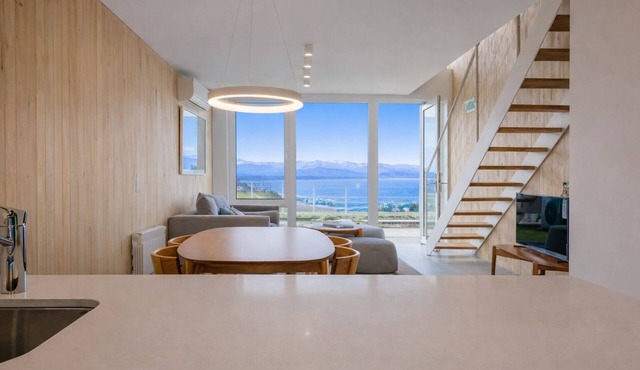 Signature Lake View Luxury Residences B04
