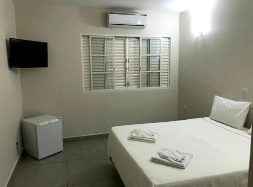 AVARE PLAZA SLIM