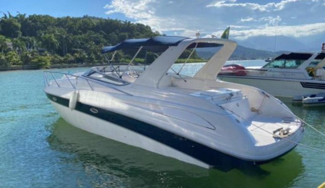 Barco para alugar no paraíso de Angra dos Reis