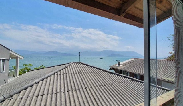 Beach House in Caiacanga Ribeirão da Ilha in Florianópolis