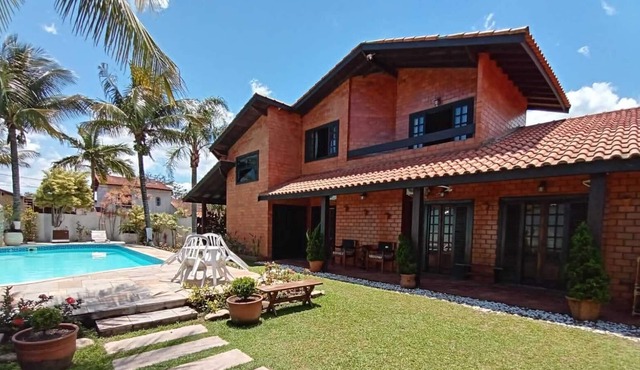 Beach house season heated pool and Jacuzzi in Itanhaém