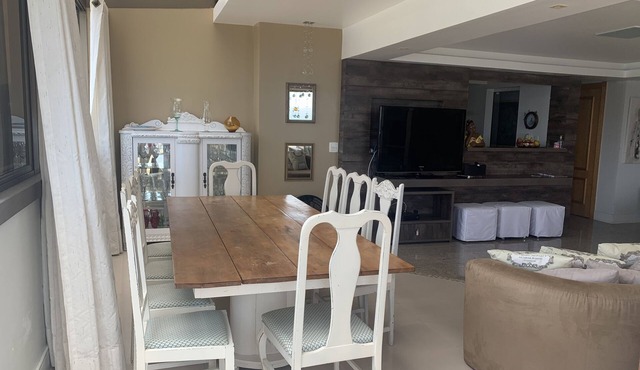 Beachfront apartment with daily cleaning service.