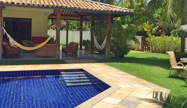 Beachfront Paradise, Spacious House in Guarajuba in Camaçari