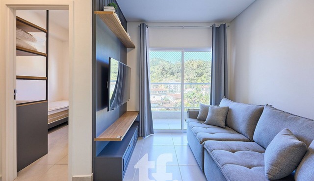 Beautiful Apartment on Toninhas Beach - REF LY06H