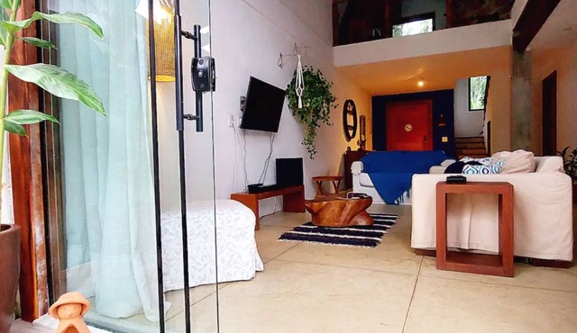 BEAUTIFUL HOUSE WITH POOL and CLOSE TO THE BEACHES in PARATY Casa Canto dos Saíras