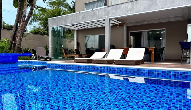 Beautiful house for rent on Juquehy beach with barbecue, swimming pool and sauna