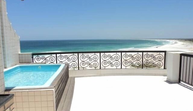 Beautiful Penthouse on the Beachfront of Praia Grande