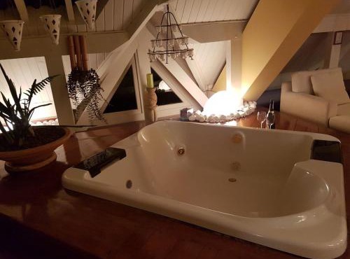 Belíssima COBERTURA no Condomínio Switzerland, o conforto que toda família merece