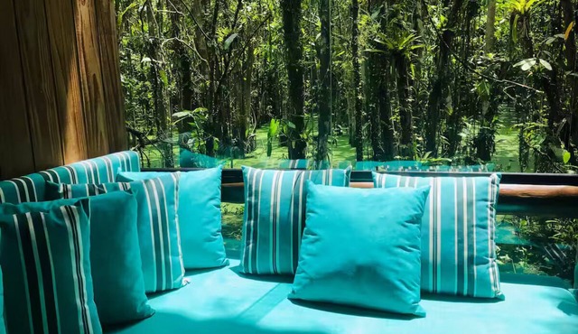 Super cozy housing in a gated community on Maresias beach