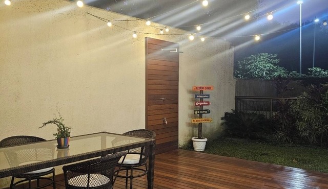 Apartment with large outdoor area to gather friends and family, close to the beach