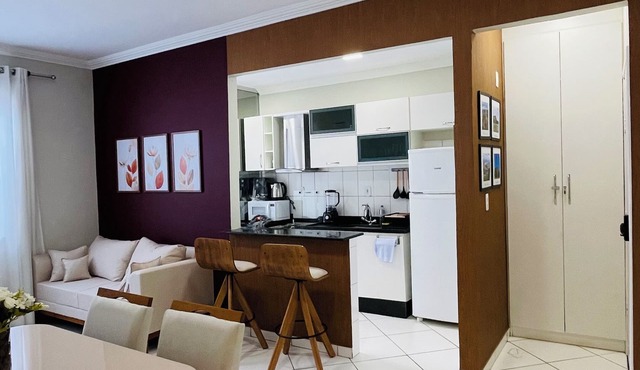 Apartment with queen bed, smart TV, garage, air and Wi-Fi. Pets allowed in Universitário Governador Valadares