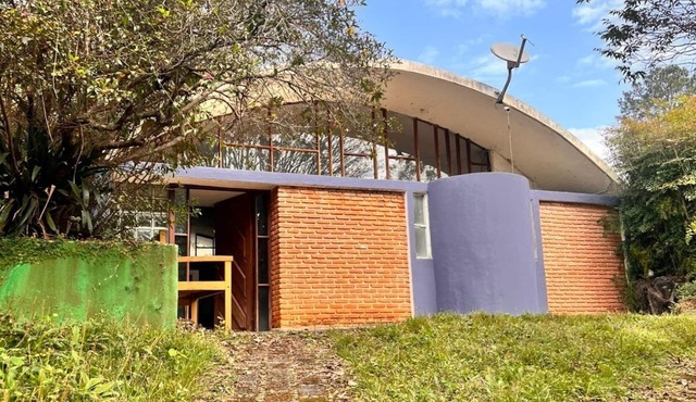 Historic House of Sérgio Ferro - Modern Architecture in Vila Santo Antonio de Carapicuiba Cotia