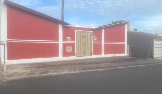 Branyl Inn - Capivari City - Family Room with Shared Bathroom 2 in Capivari