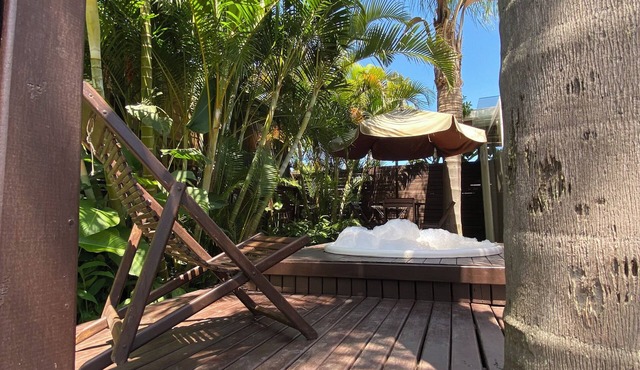 Bungalow with jacuzzi