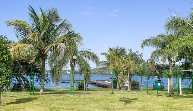 By the lagoon: beautiful view and 1GB internet
