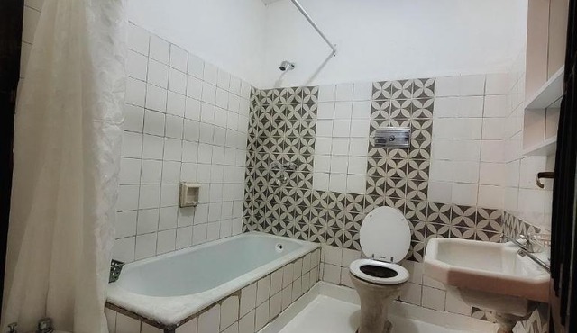 Cómo en casa, cerca de todo, amplio 100m2